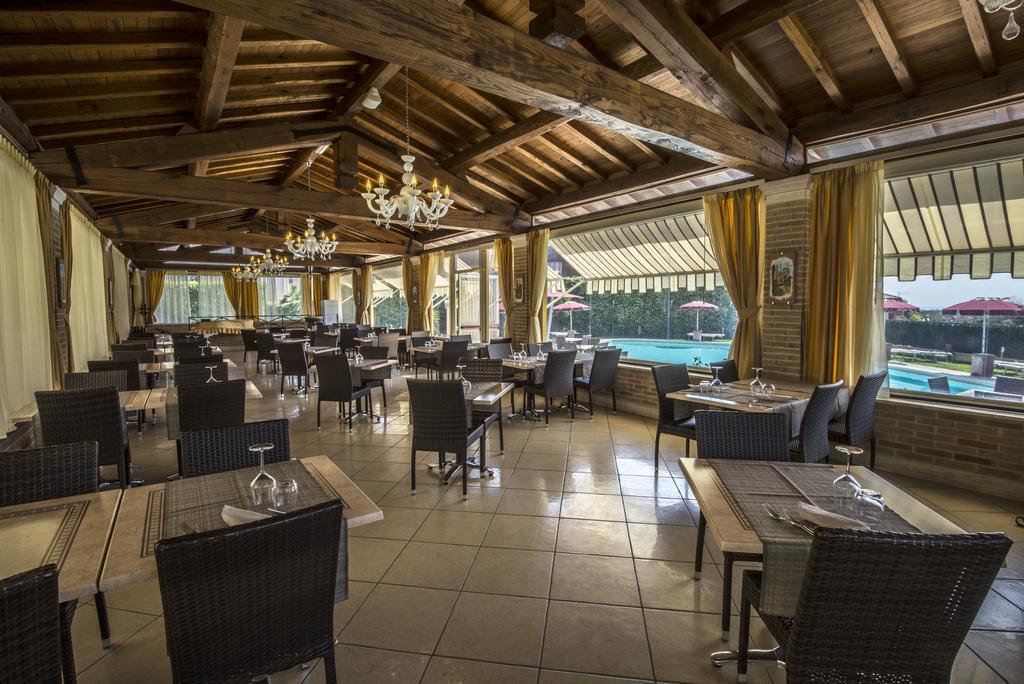 Hotel Villa Tirreno Tarquinia Buitenkant foto